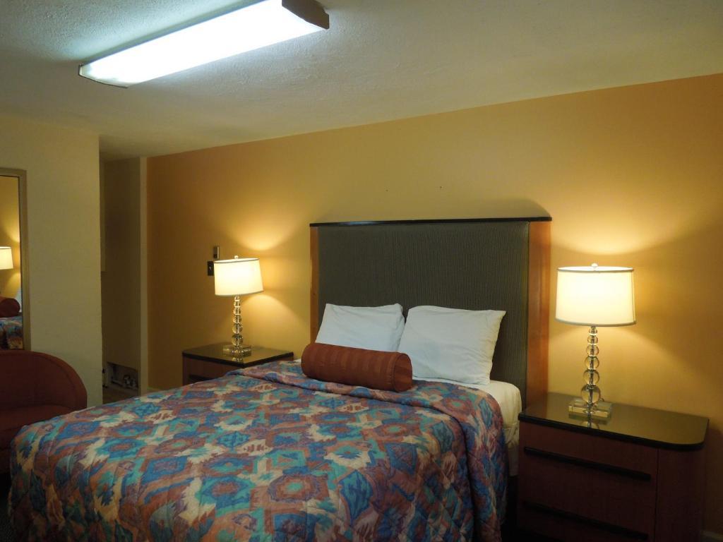 Sentinel Motel West Chester Exterior foto